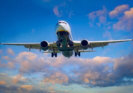 flying 5284149 1280 3