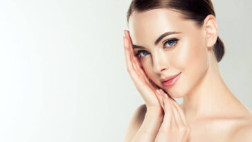 clean look woman face 4546nvm663j06fx6 1