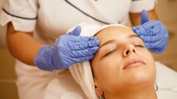 closeup woman having facial massage beauty treatment spa 637285 2151